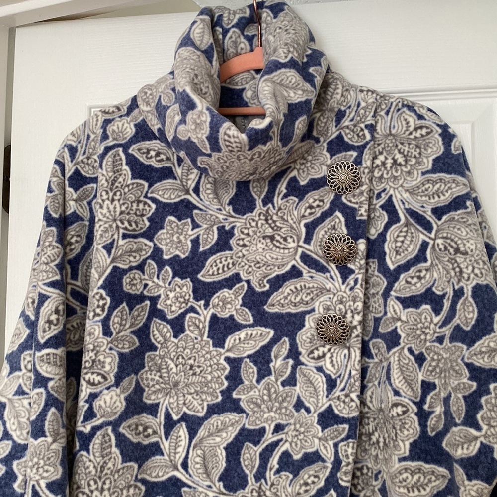 ❄️Gorgeous Handmade Fleece Cardigan